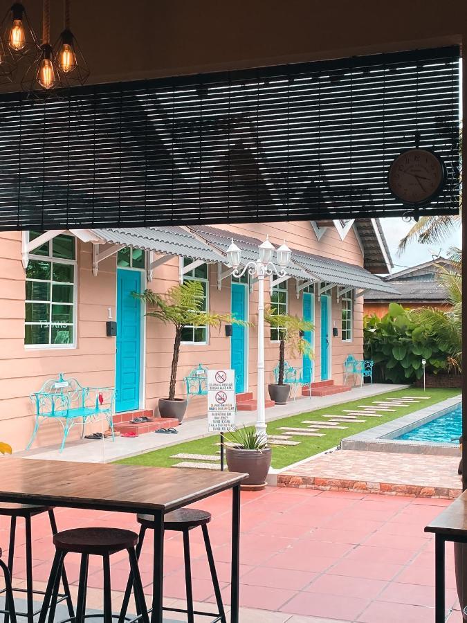 Gading Chalet Kuala Terengganu Exterior photo