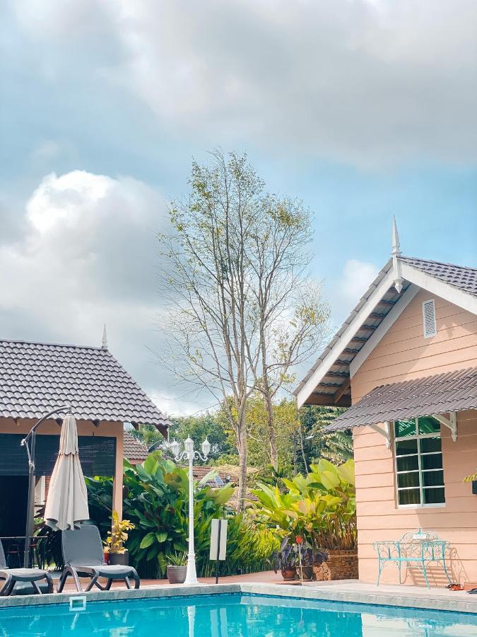 Gading Chalet Kuala Terengganu Exterior photo